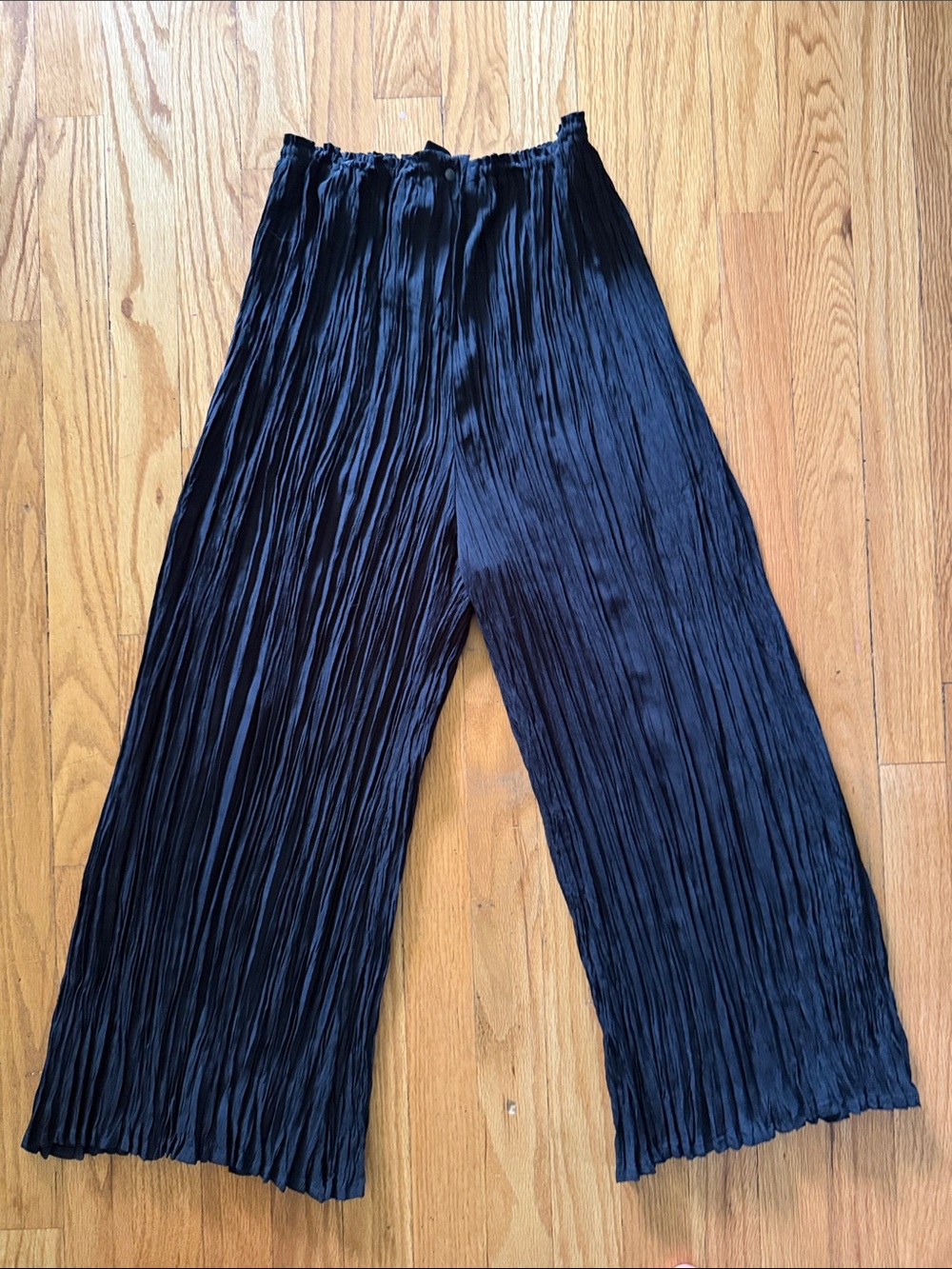 Babette sz P Black Pleated Wide-Leg Palazzo elastic waist, 13” rise, 21” inseam